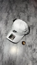 Boné Nike club